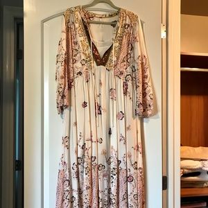 Free People // Maxi flower dress // Size L